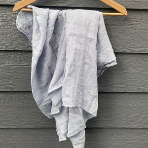 Not Perfect Linen scarf